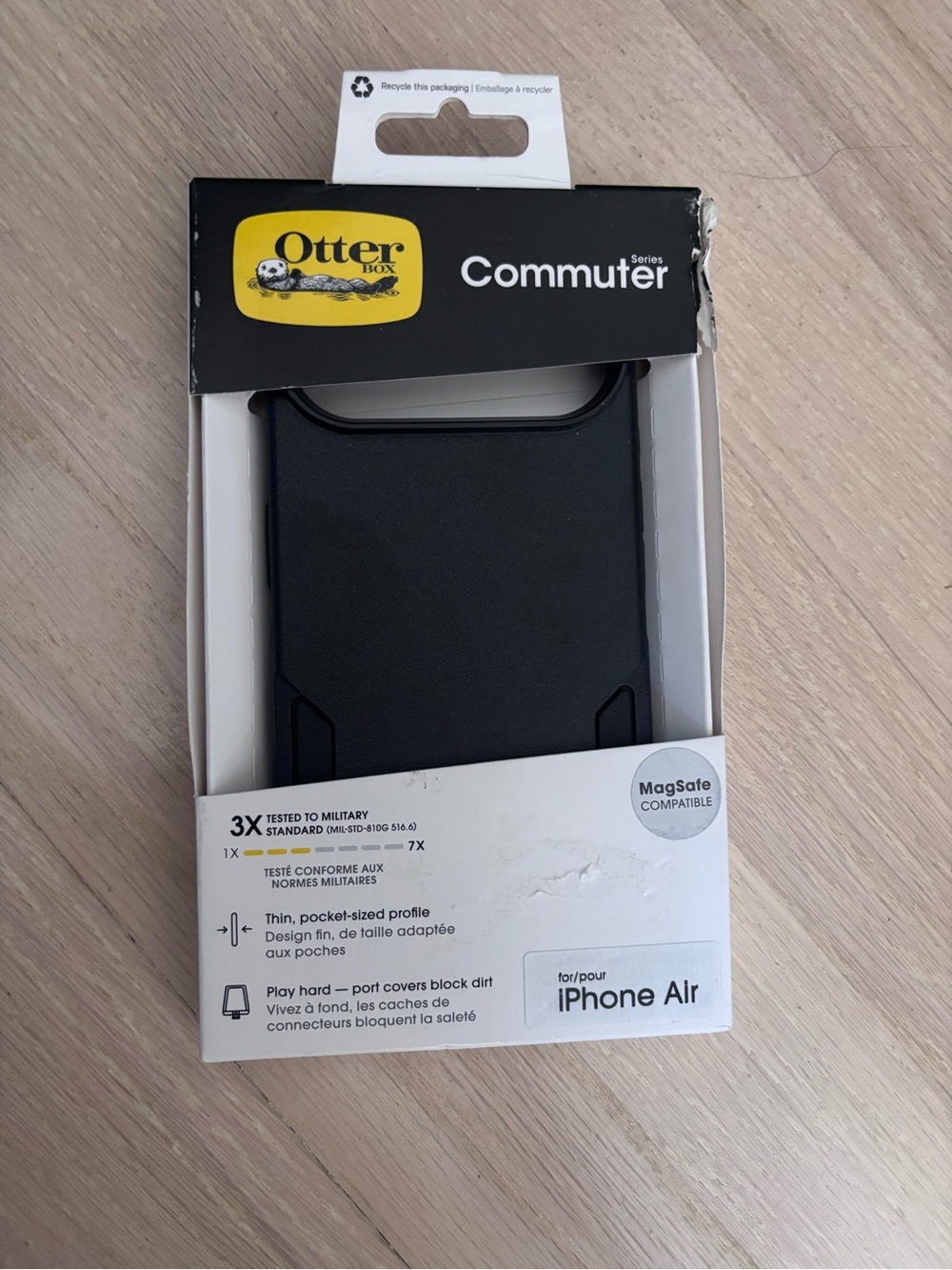 OtterBox Commuter Series Black Protective Case for iPhone Air - brand new in box